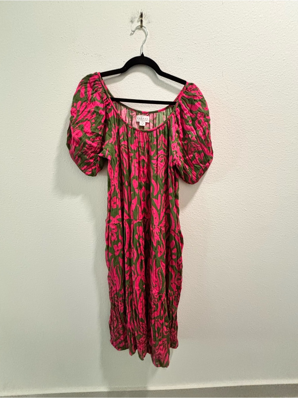 VELVET BY GRAHAM & SPENCER Madilyn Pleated Dress, size XS